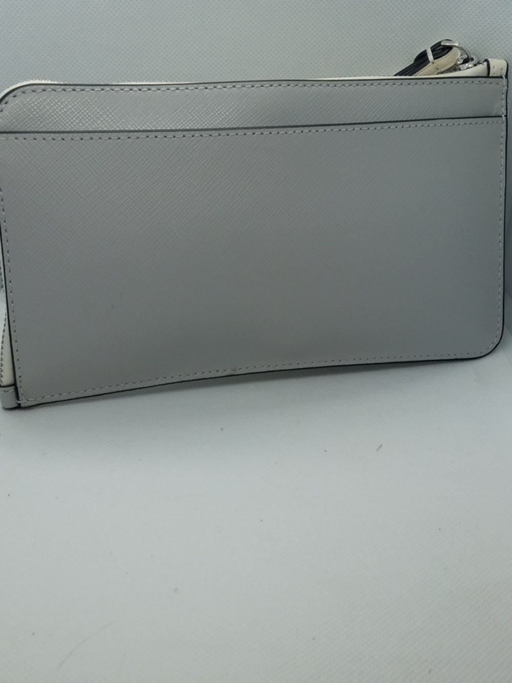 KATE SPADE LUCY WRISTLET - Picture 5 of 8